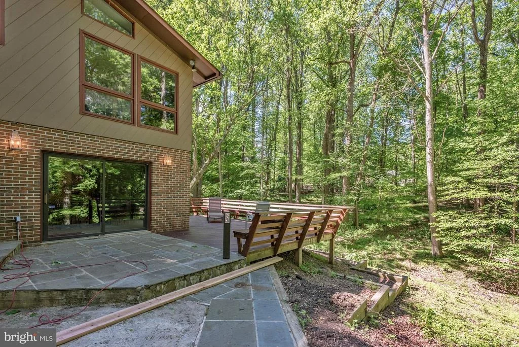 Photo of 8944 JEFFERY ROAD