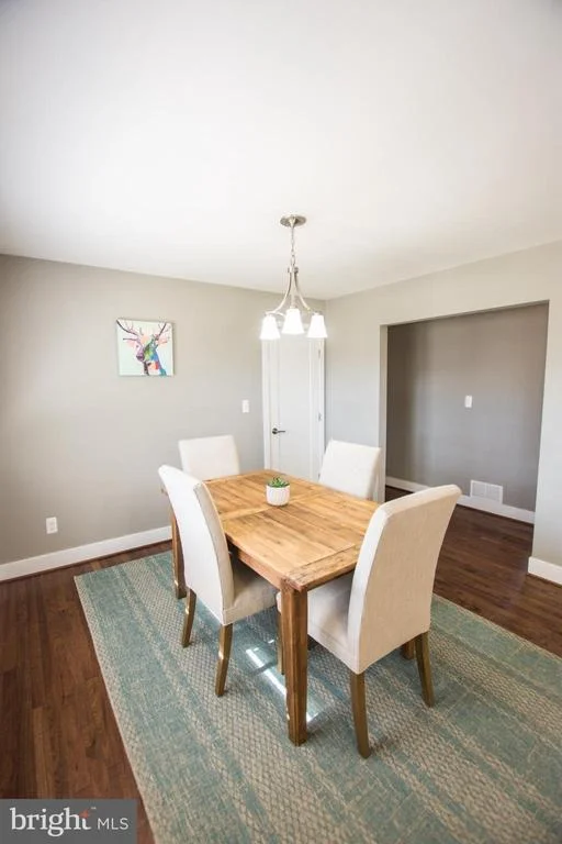 Photo of 704 W MAPLE ROAD