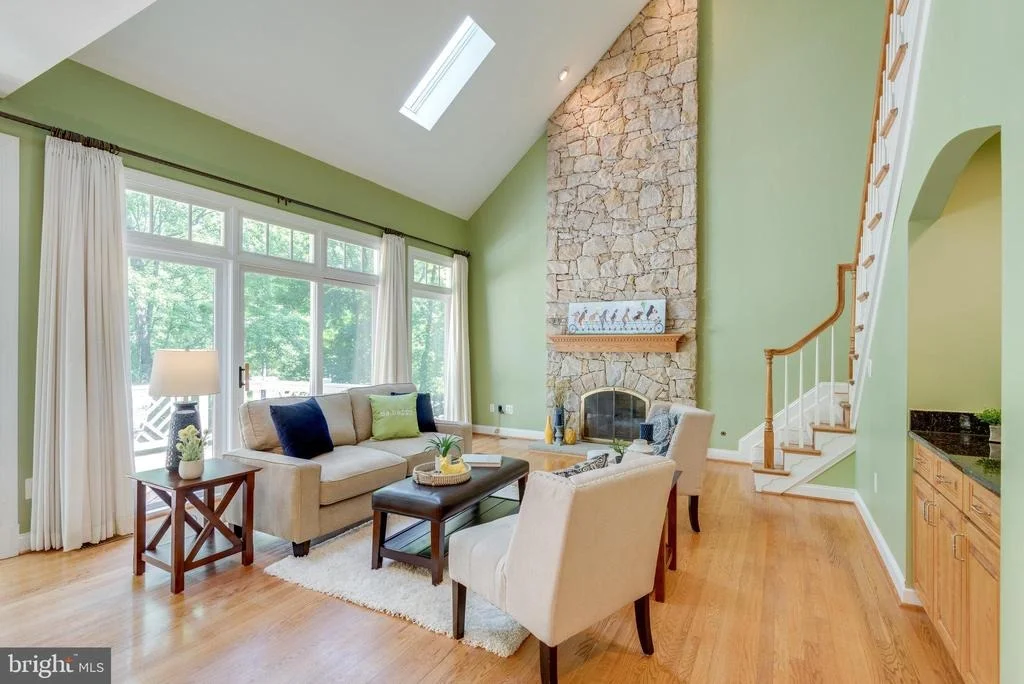 Photo of 12104 WALNUT BRANCH ROAD