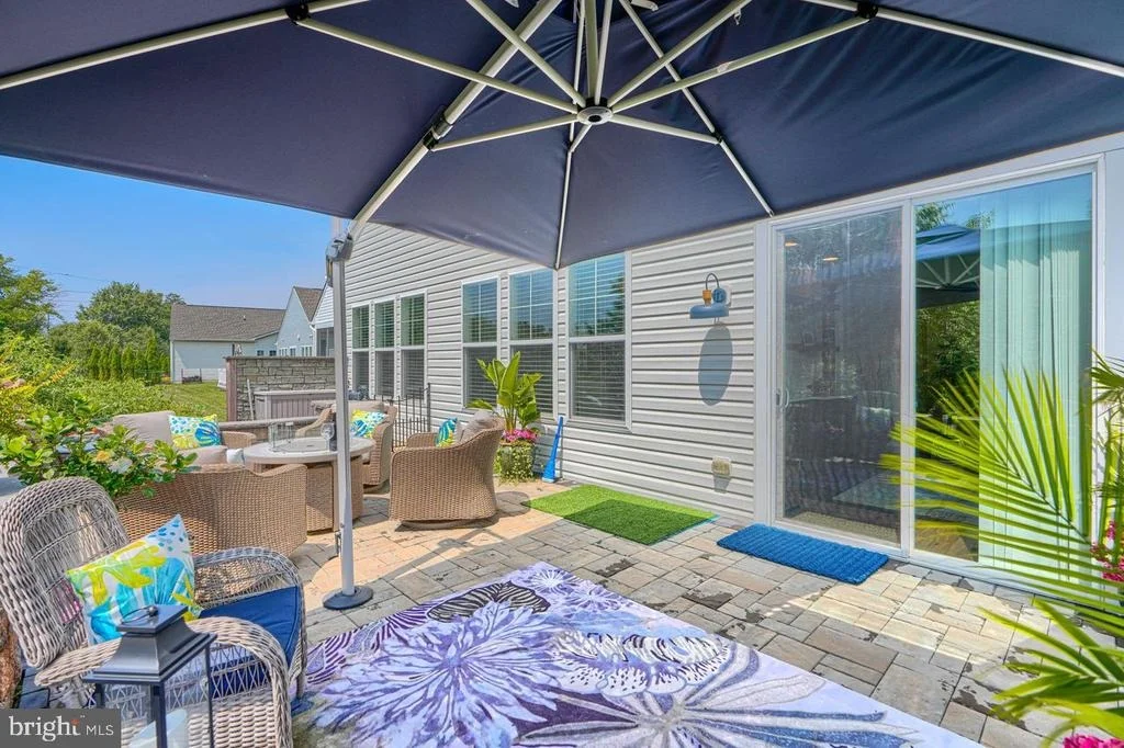 Photo of 320 BAYBERRY DRIVE