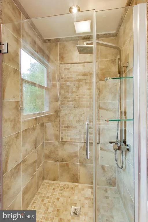 Photo of 5125 KING DAVID BOULEVARD