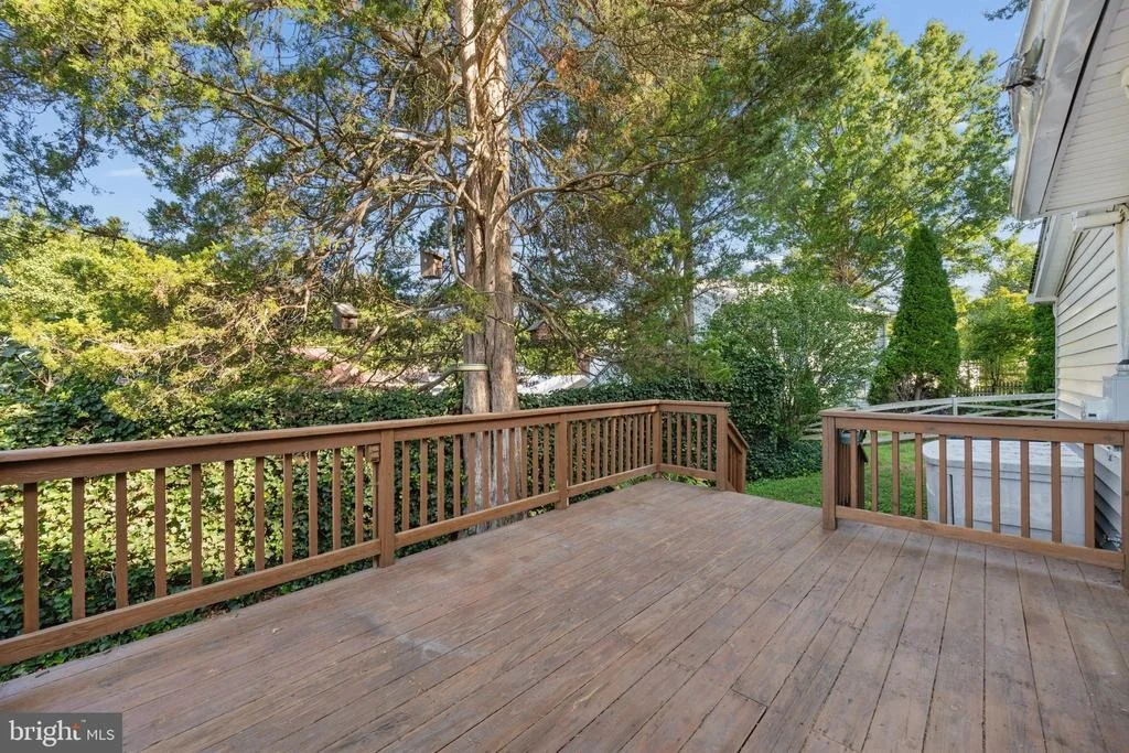 Photo of 12725 HOLDRIDGE ROAD