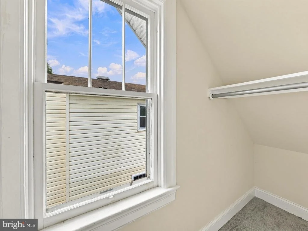 Photo of 8118 MAPLEVILLE ROAD