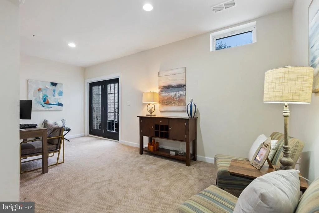 Photo of 14517 HIGHBURY LANE