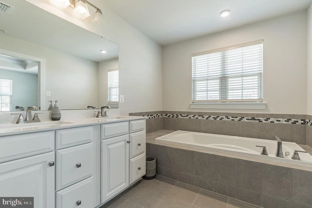 Photo of 8860 BANCROFT DRIVE