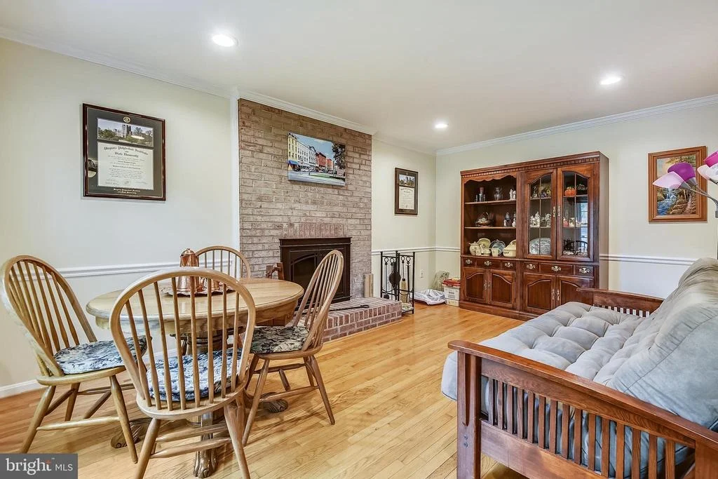 Photo of 6 SERPENTINE COURT