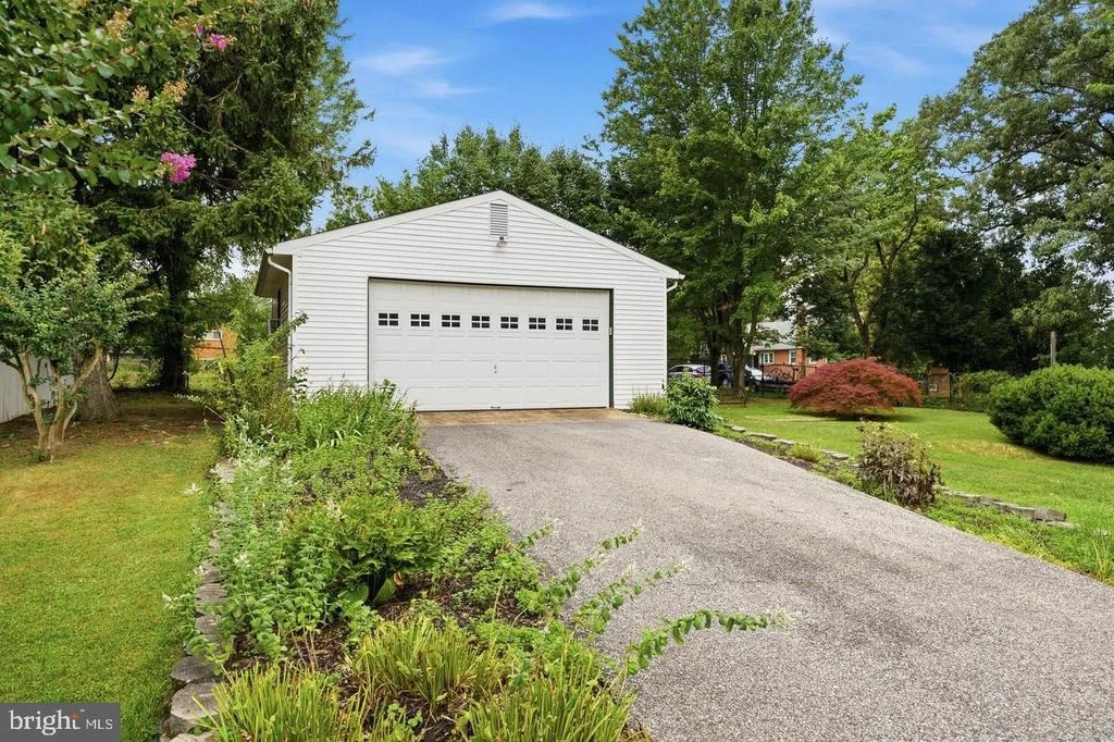 Photo of 305 PROSPECT STREET