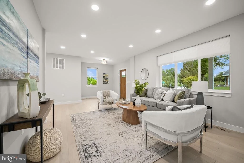 Photo of 601 RAY DRIVE