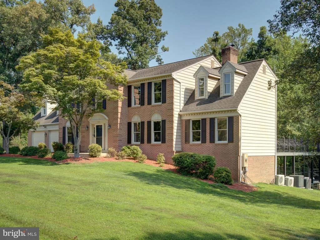 Photo of 11769 HOLLYVIEW DRIVE