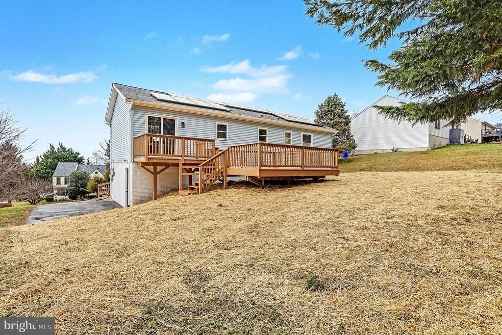Photo of 123 SUNHIGH DRIVE