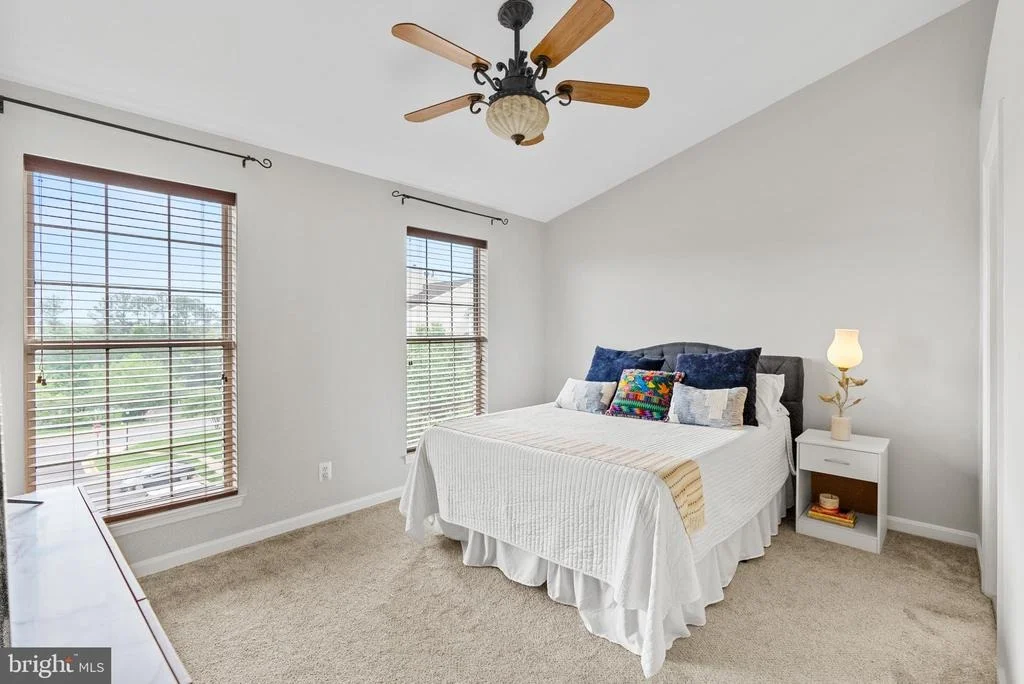 Photo of Unit 300 at 21833 BALDWIN SQUARE