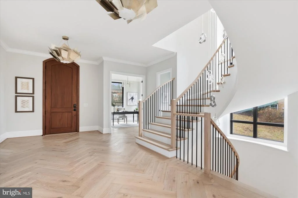 Photo of 7008 ARBOR LANE