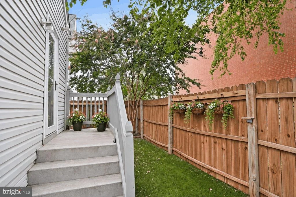 Photo of 333 U STREET NW
