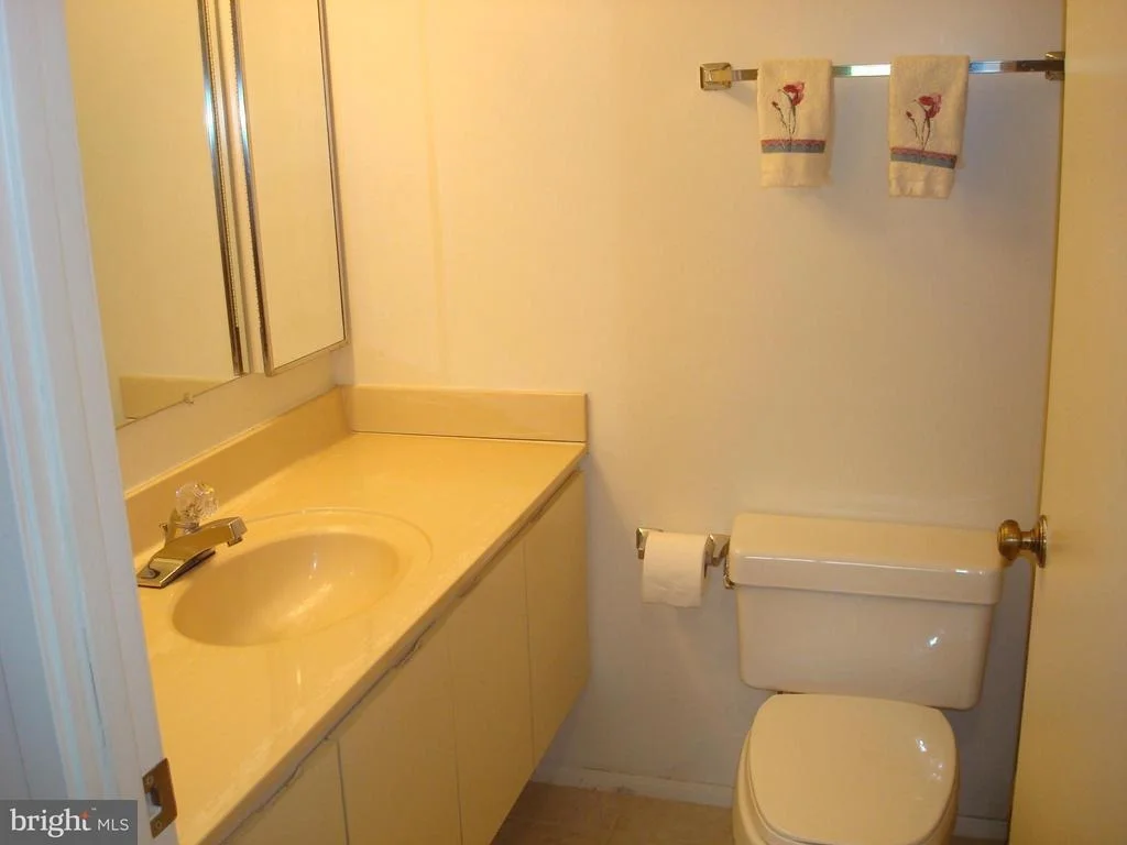 Photo of Unit 3407 at 15115 INTERLACHEN DRIVE