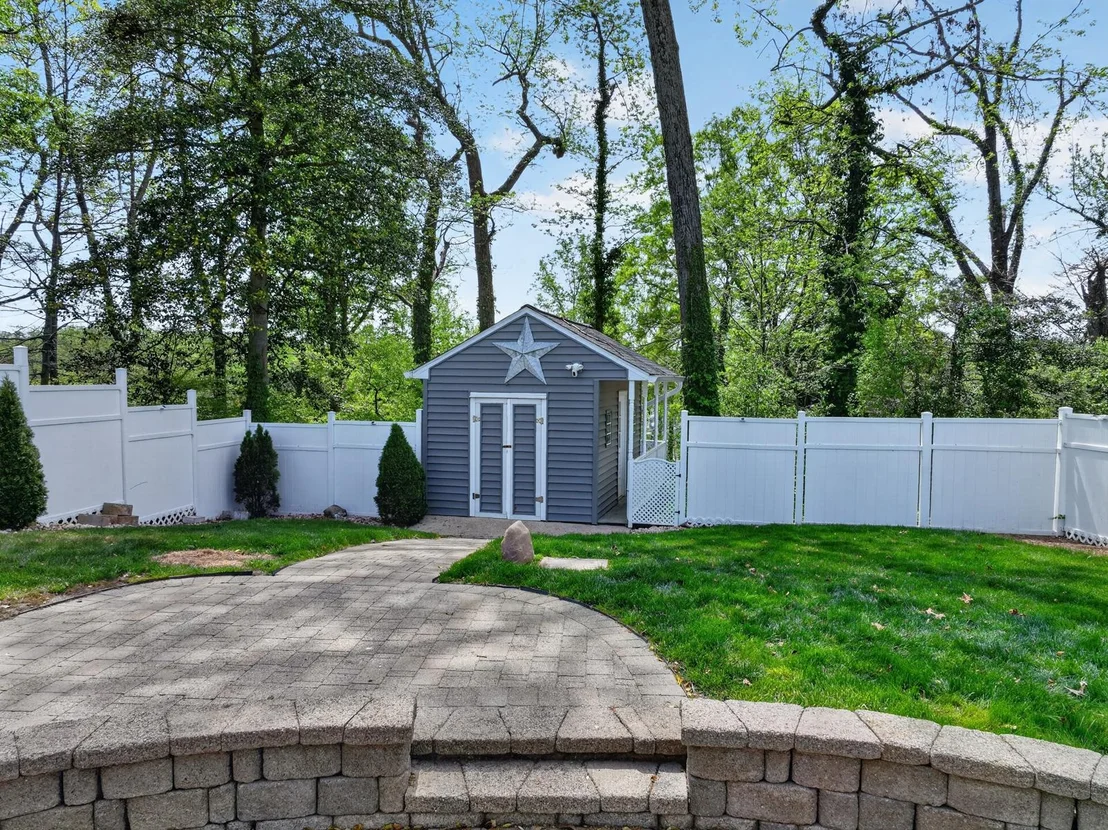 Photo of 448 MAPLE LEAF DRIVE