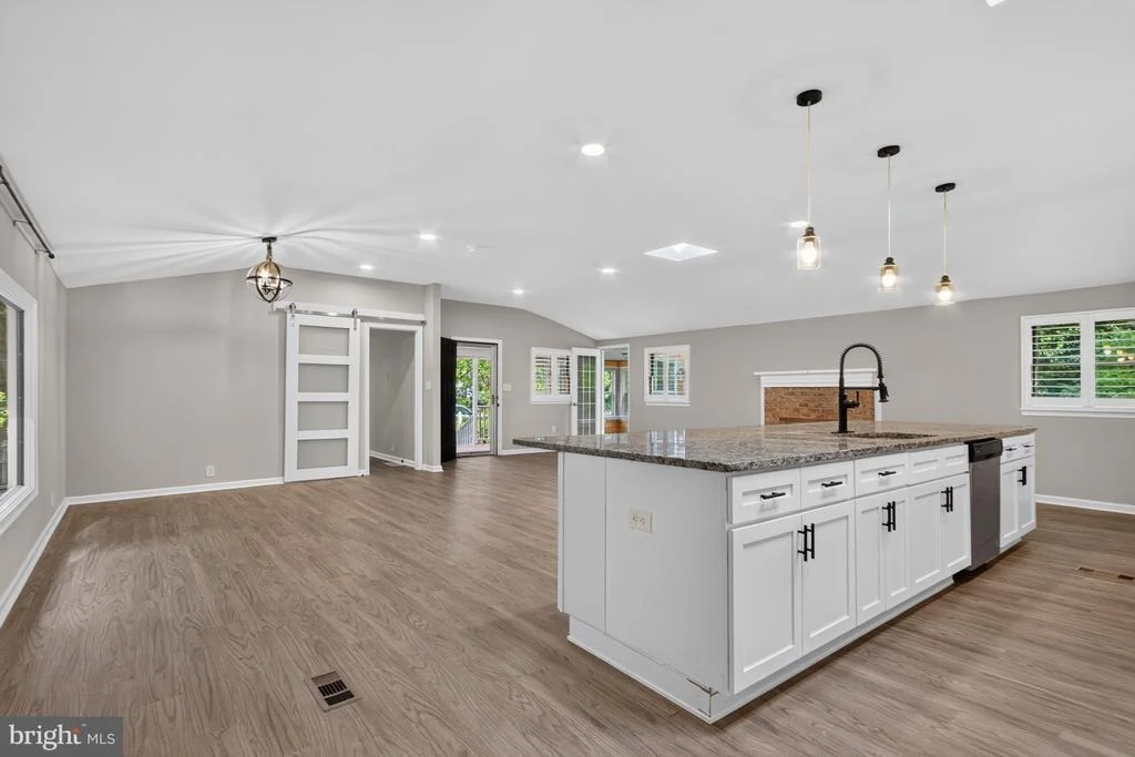 Photo of 111 GEORGES LANE