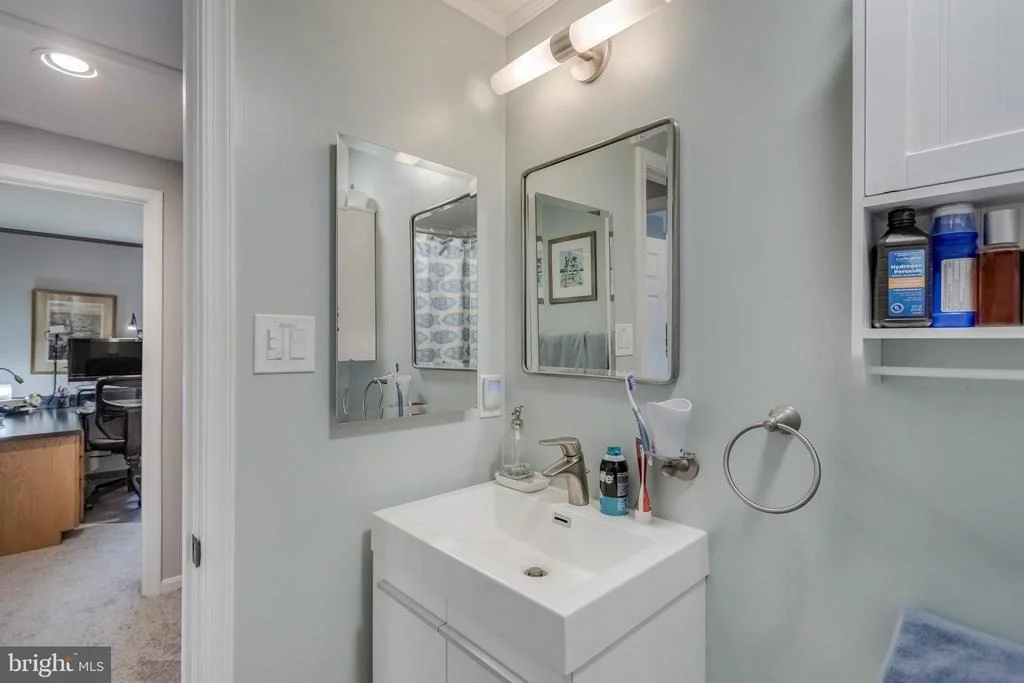 Photo of 2232 DECKMAN LANE