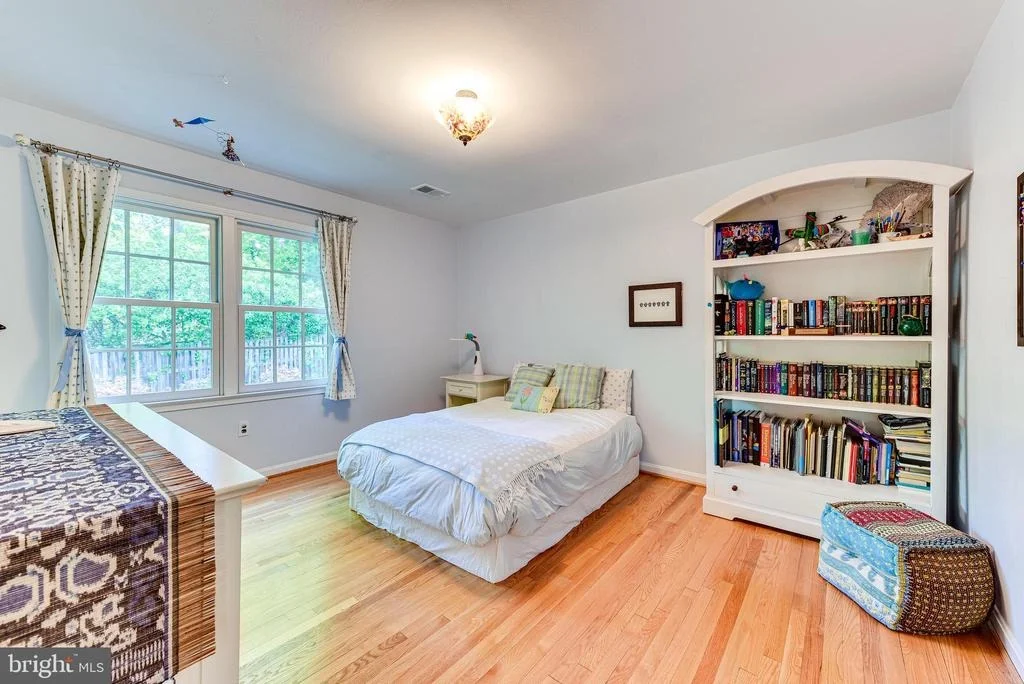 Photo of 5815 BENT TWIG ROAD