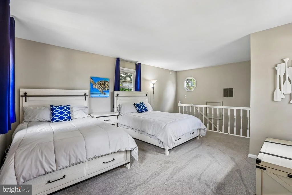Photo of 275 GIBSON ROAD