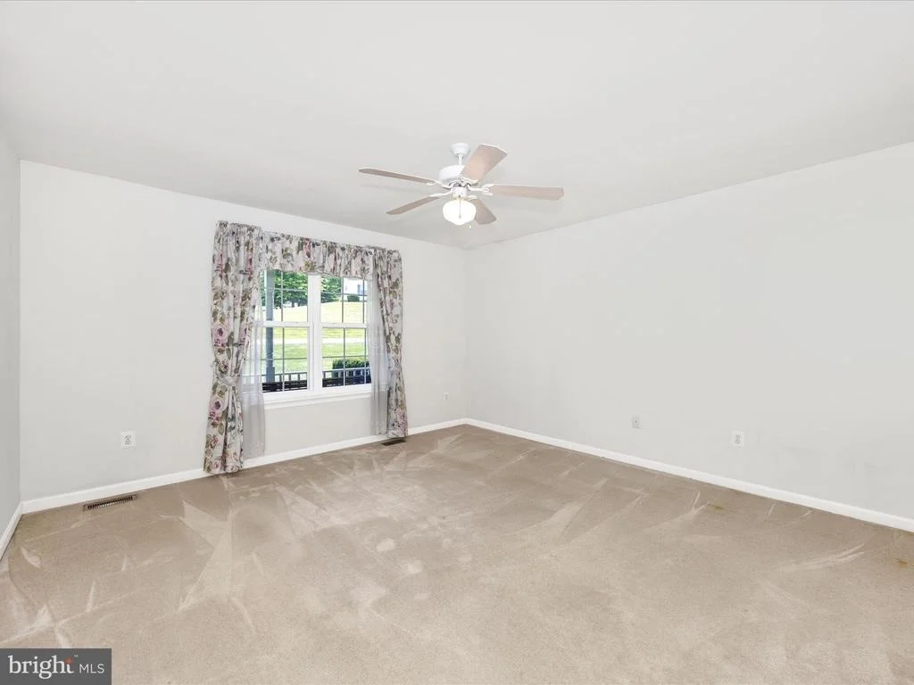 Photo of 17727 DAVIDSON DRIVE