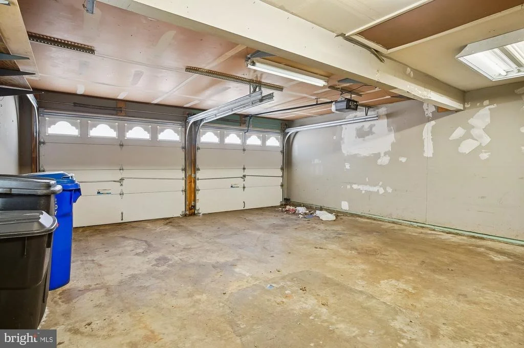 Photo of 16005 PENNANT LANE