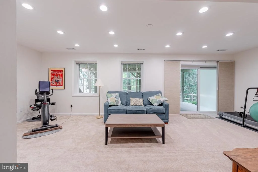 Photo of 10922 SHADOW LANE