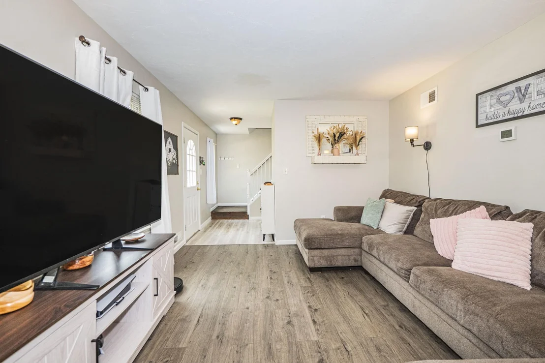 Photo of 13 BONNIEFIELD CIRCLE