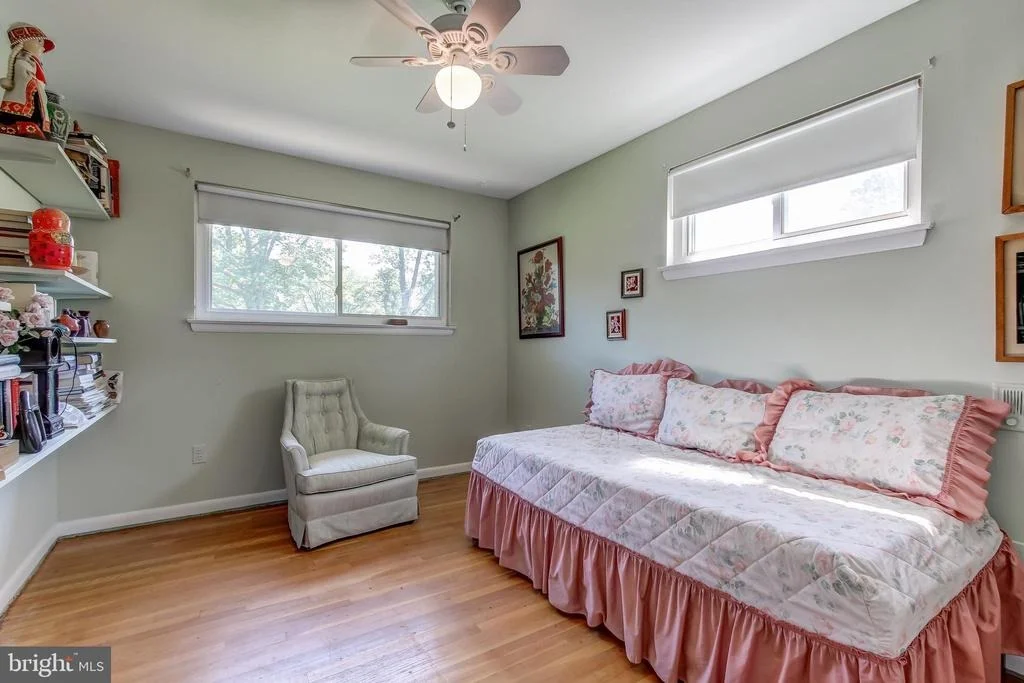 Photo of 703 HILLSBORO DRIVE