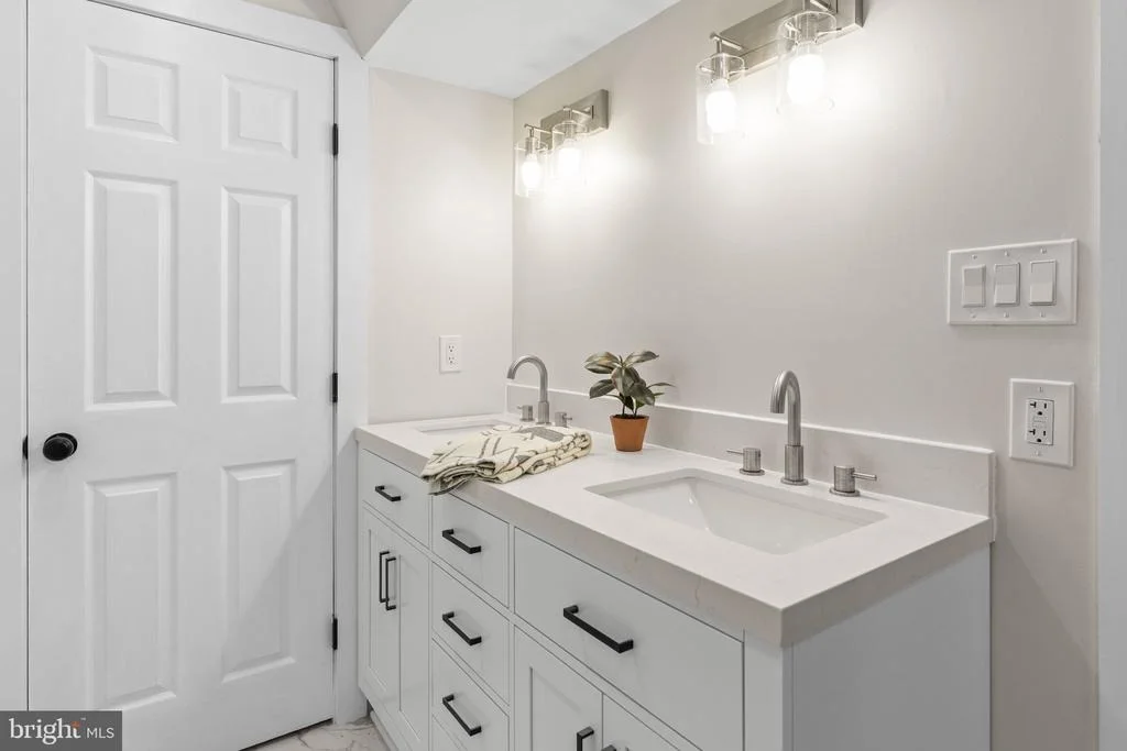 Photo of 3211 BARNES SPRING TERRACE