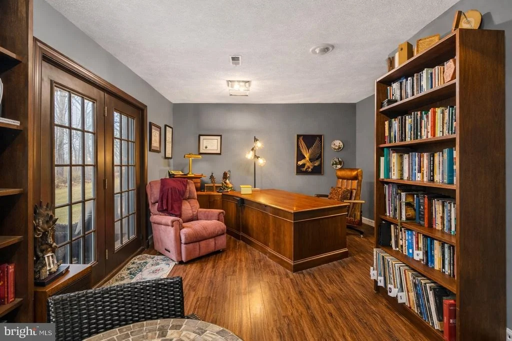 Photo of 1076 STUART DRIVE