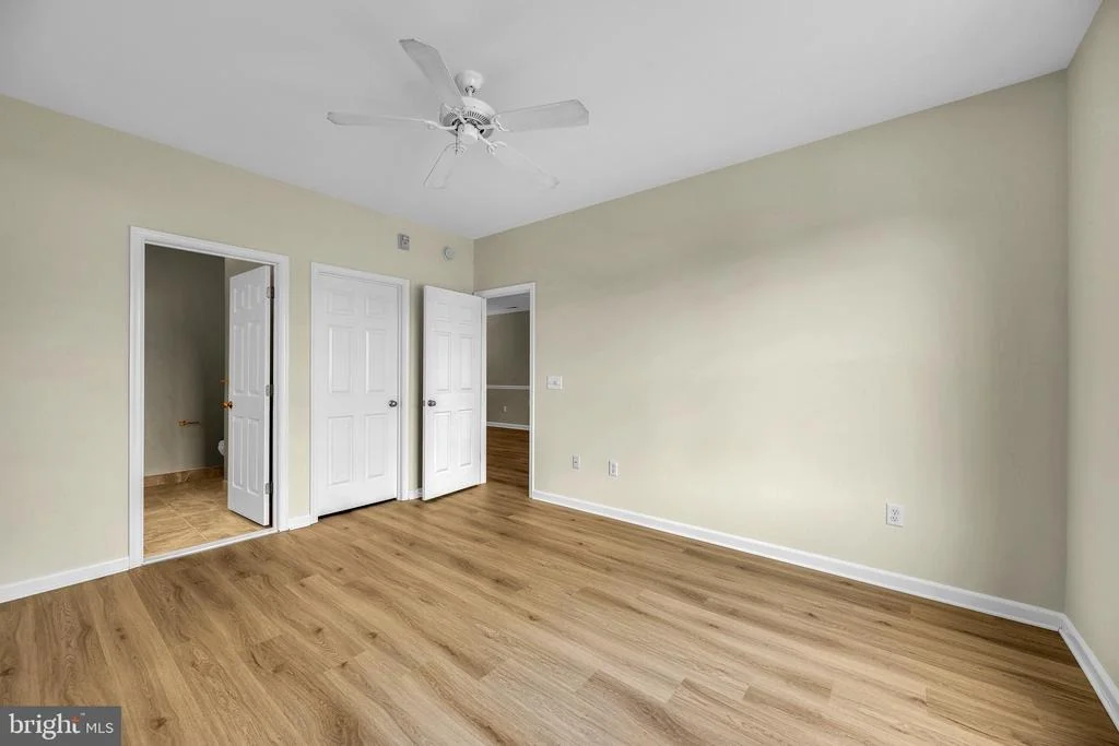 Photo of Unit 4203 at 20007 SANDY BOTTOM CIRCLE