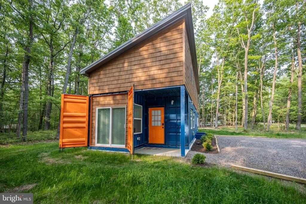 Photo of 2195 GLENDALE ROAD