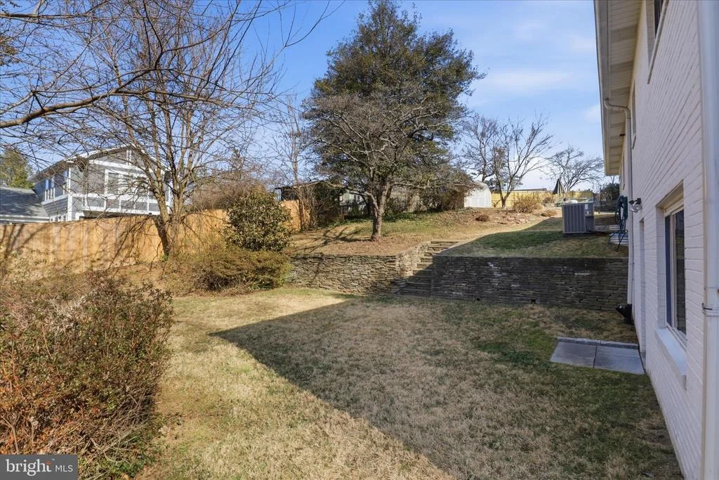 Photo of 10014 CEDAR LANE