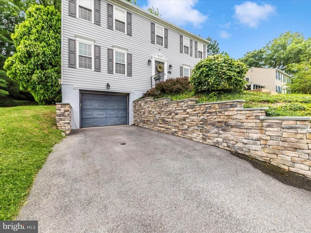 Photo of 25312 CLEARWATER DRIVE