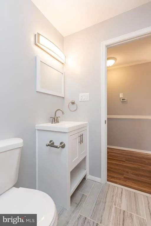 Photo of 708 UNIVERSITY DRIVE