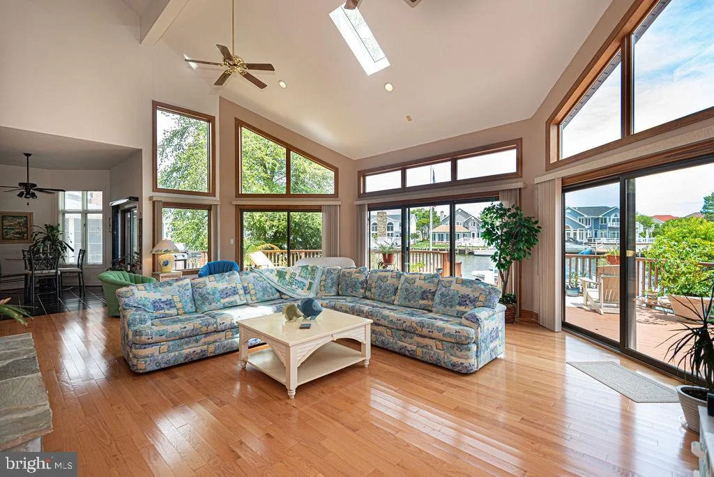 Photo of 23 HARLAN TRACE
