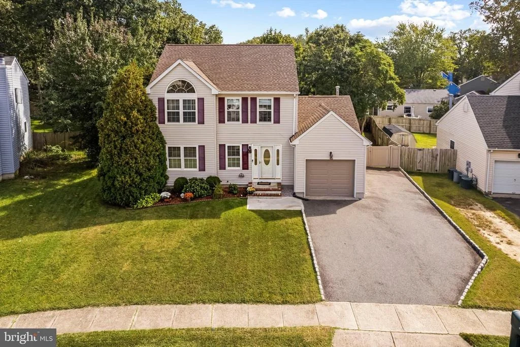 Photo of 19 SHELLI TERRACE