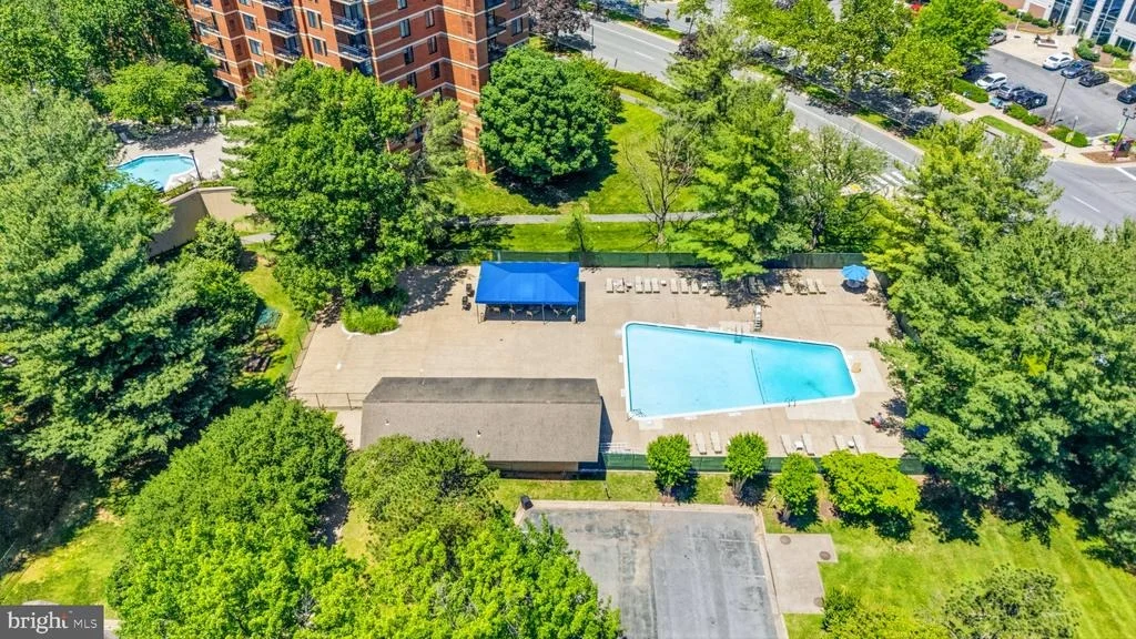 Photo of Unit 1008 at 9701 FIELDS ROAD