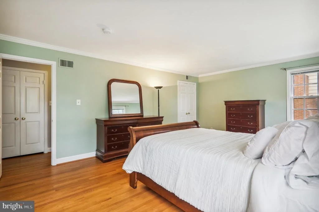 Photo of 8217 WINDSOR VIEW TERRACE
