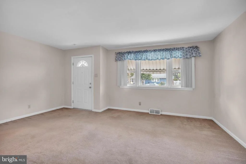 Photo of 19 PAUL ROAD