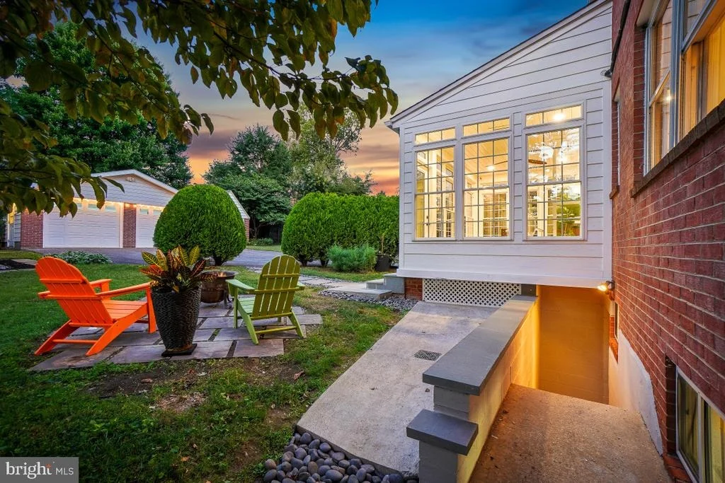 Photo of 307 INDIAN SPRING DRIVE