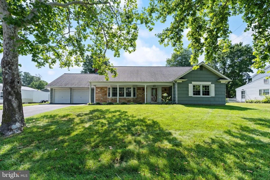 Photo of 2817 STONYBROOK DRIVE