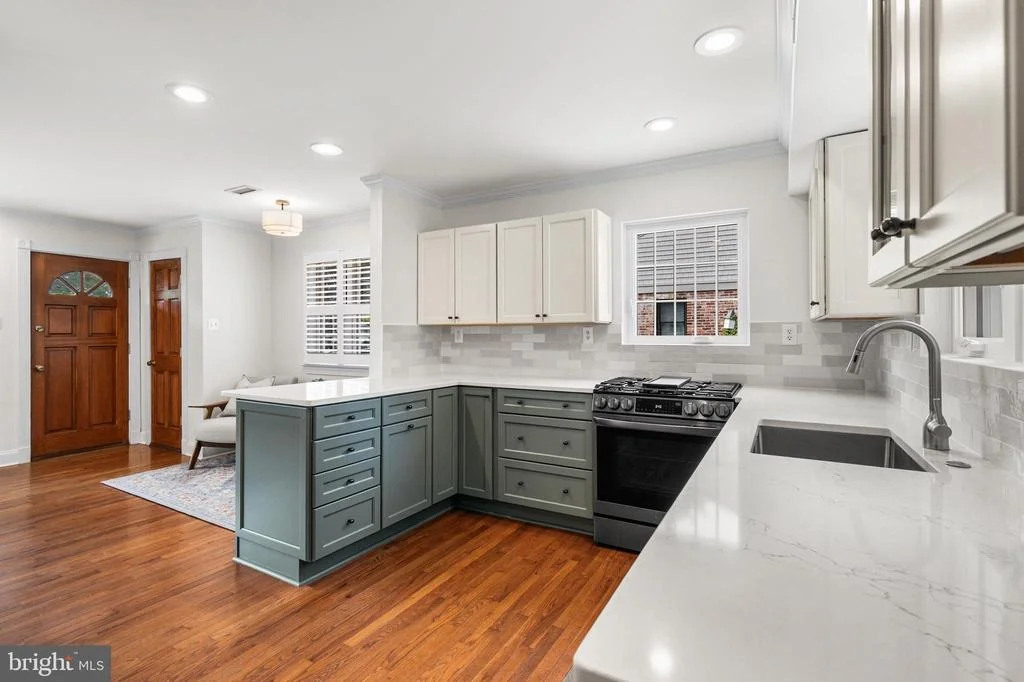 Photo of 8003 JACKSON ROAD
