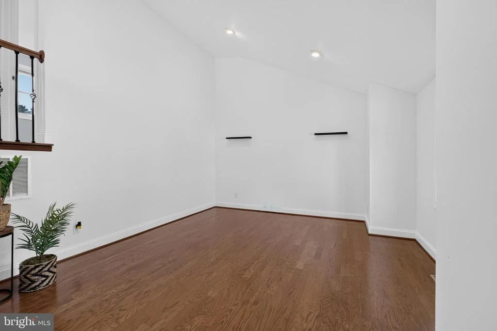 Photo of 104 GARRETT ROAD