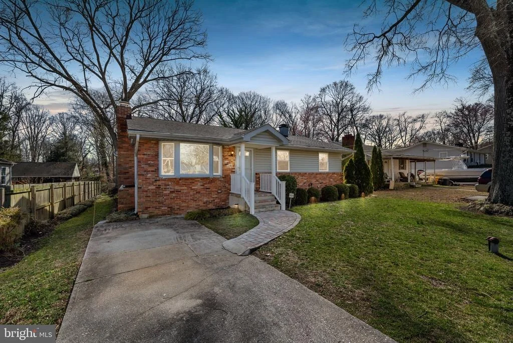 Photo of 1071 OMAR DRIVE