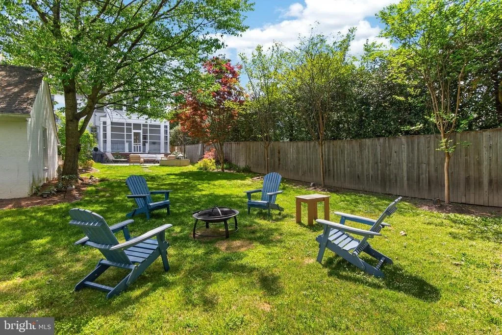 Photo of 4305 BRADLEY LANE