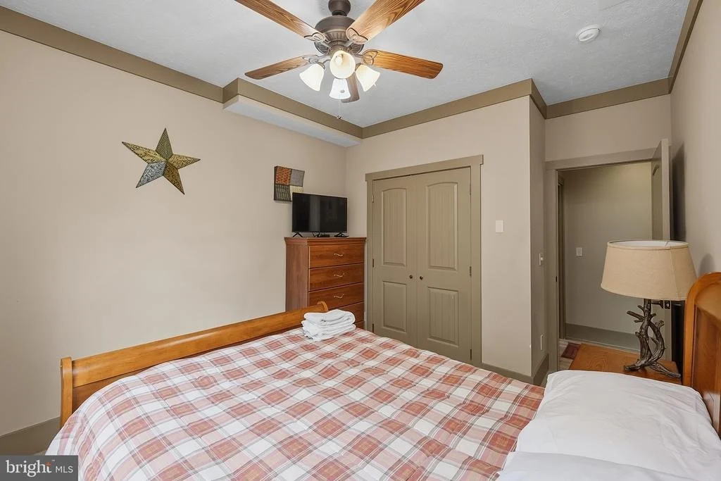 Photo of 110 NORTHLAKE DRIVE