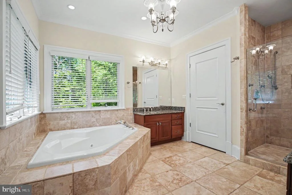 Photo of 5985 SAINT CATHERINES LANE