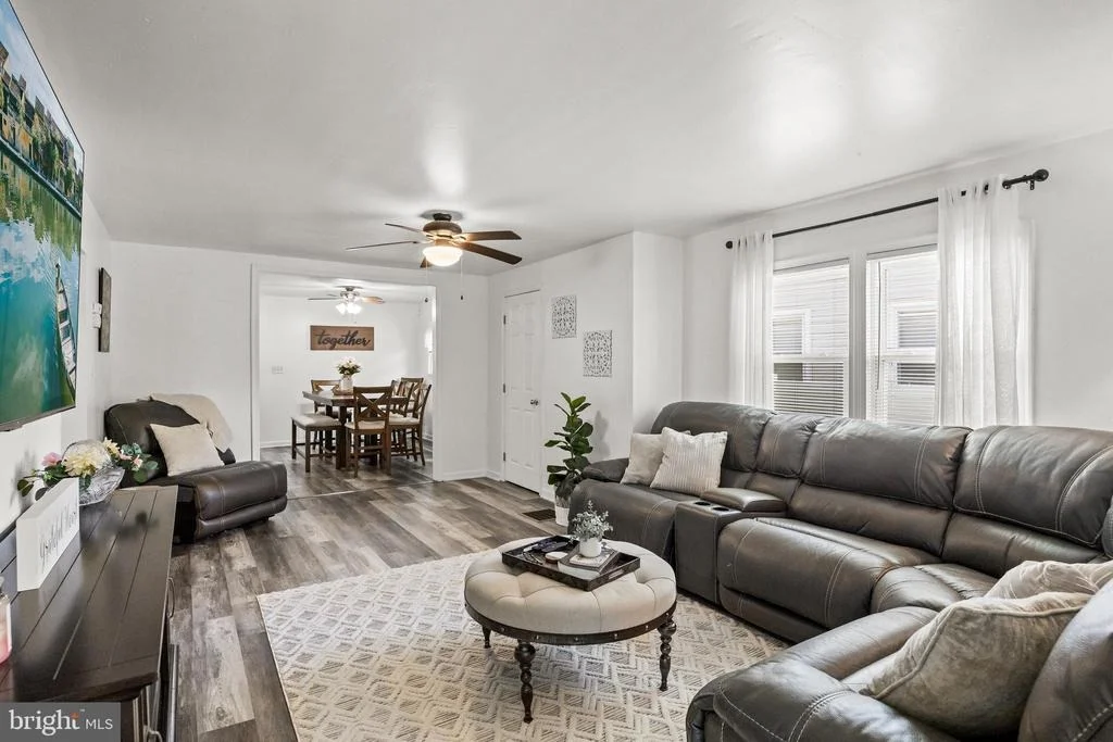 Photo of 155 W HAMPTON STREET