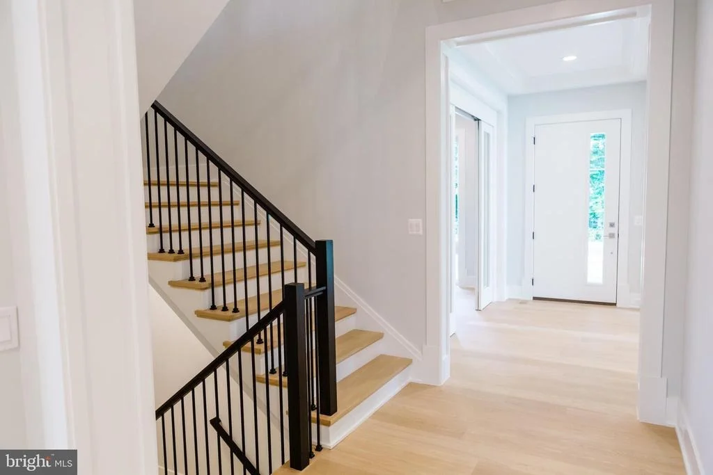 Photo of 1101 CLOVER DRIVE